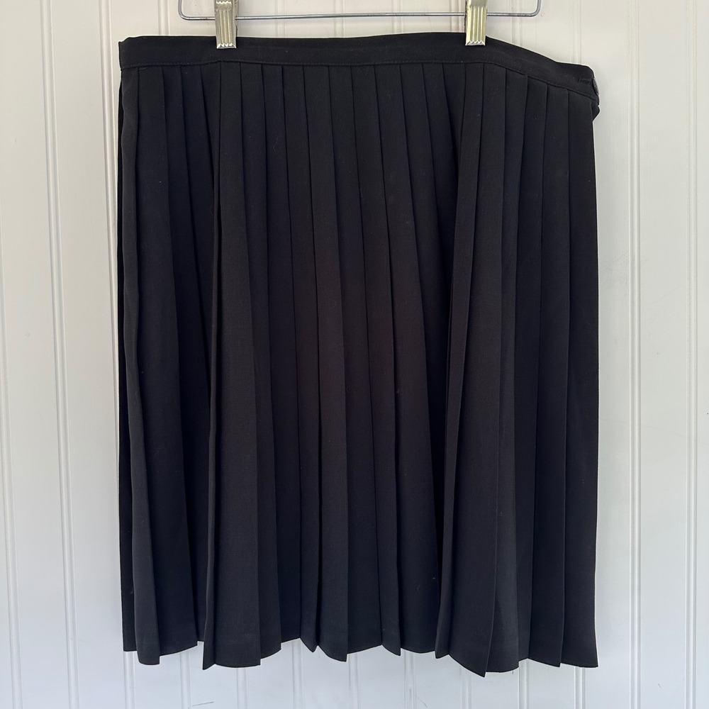 Savion‎ Women's Black Pleated Skirt Knee Length Career Office Classic